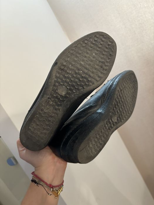 Buty na koturnie czarne 36