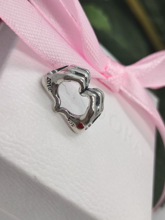Charm's Love miłość dłonie S925 zawieszka