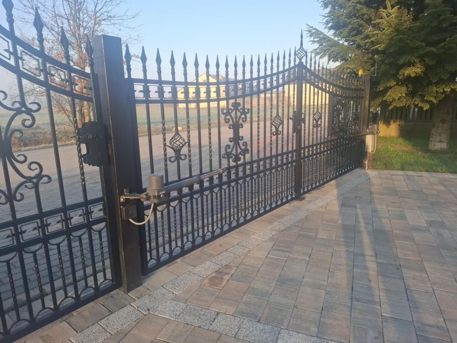 Napędy do bram dojazd doradztwo