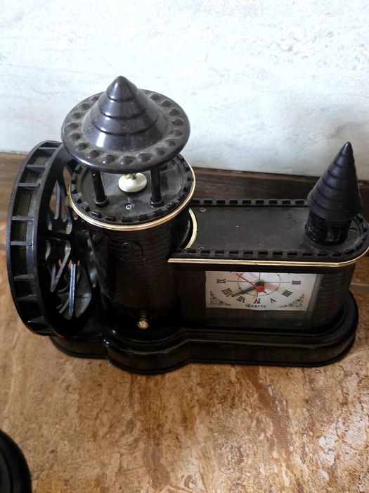 Várias peças decorativas