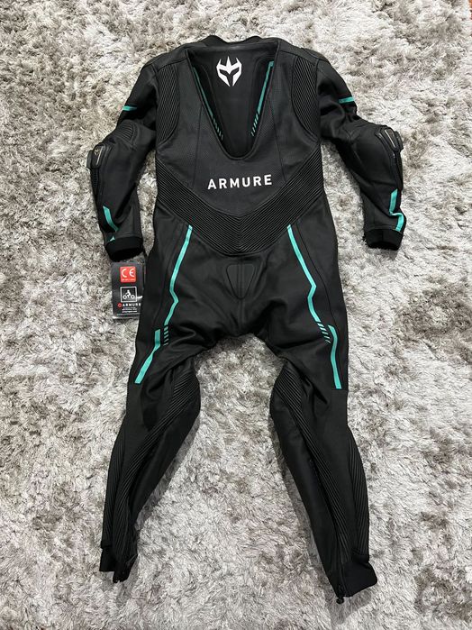 Fato Armure Novo (Mulher)