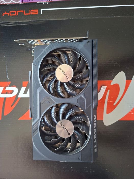 Karta graficzna rtx 4060 8Gb