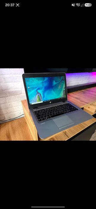 Laptop HP 14 cali. Win 10. SSD. 8gb ram. Stan idealny. Nowa bateria