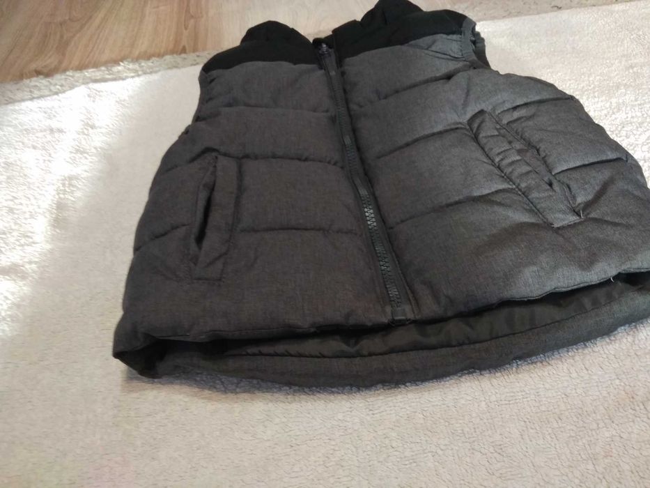 Trzyczęściowy strój wyjściowy dla chłopca - rozmiar 98