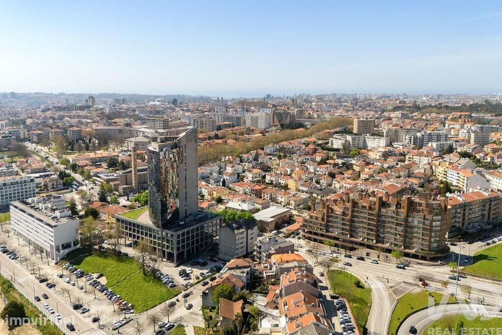 Duplex T1 em Campanhã de 82,1 m2