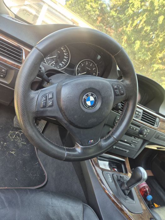 Kierownica M-pakiet Bmw E90 E91 E92 E93 E87 E81 E82 E88