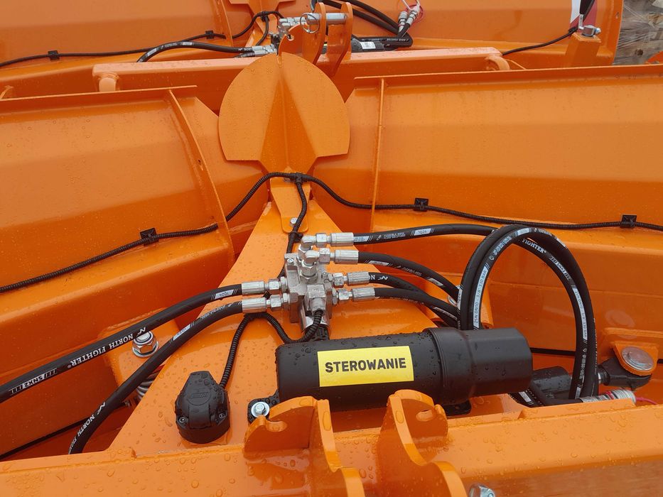 Nowy pług komunalny Volant strzałka składany hydrauliczny Dowóz