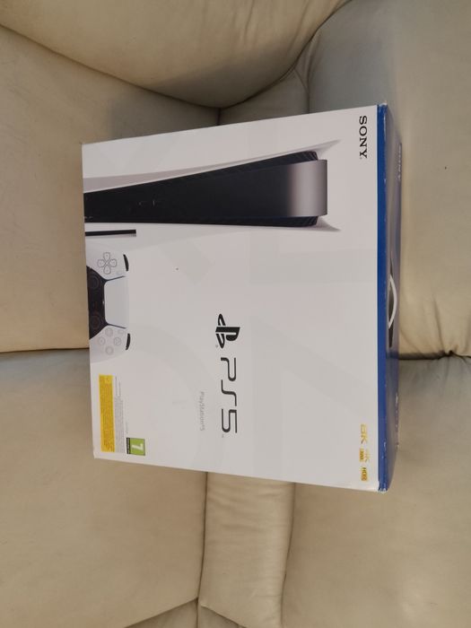 Konsola PS 5 z napędem Jak Nowa