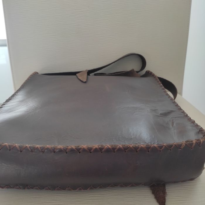 Mala de couro natural vintage unisexo