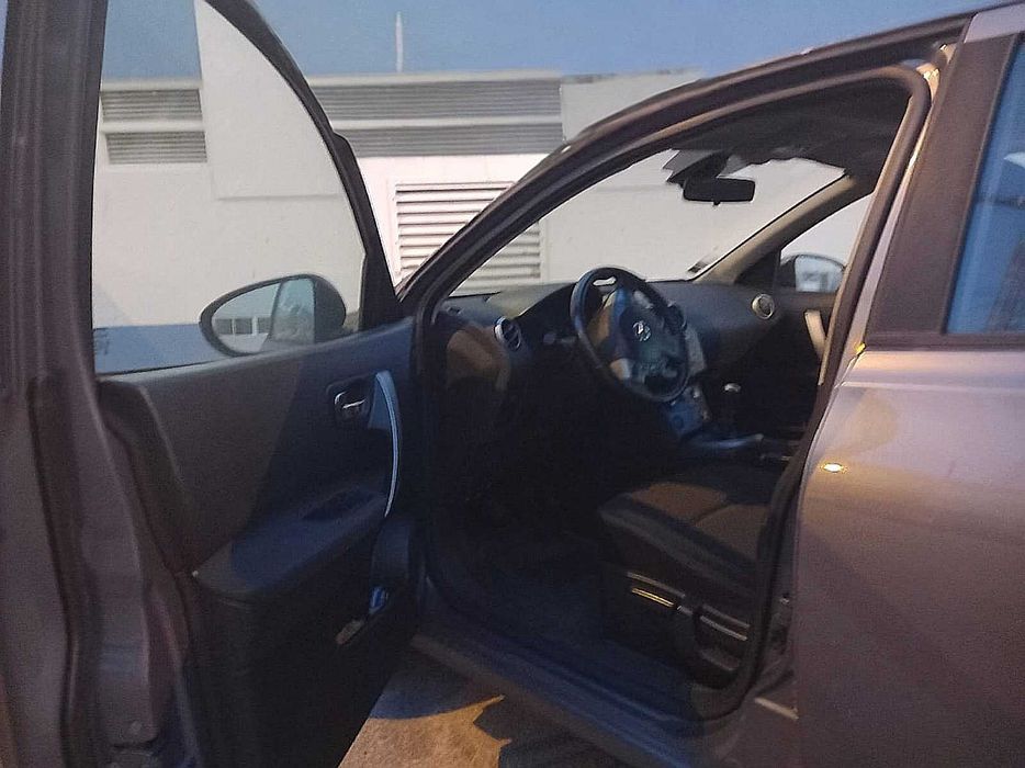 Nissan Quashqai 1.5 Dci - 08