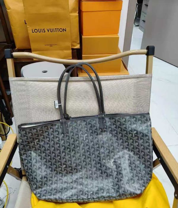 Torebka Goyard w szarym kolorze – modny must-have!