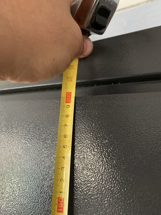 Двері вхідні металеві