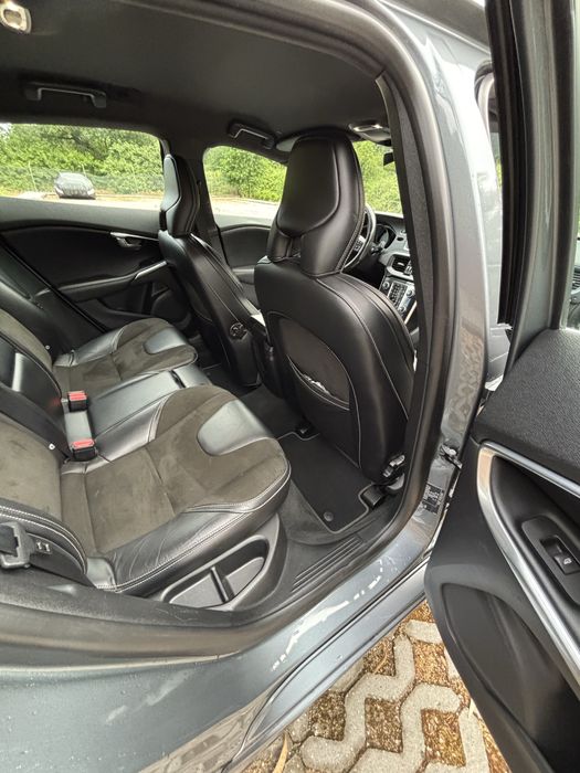 Volvo V40 R-Design 2.0 120cv
