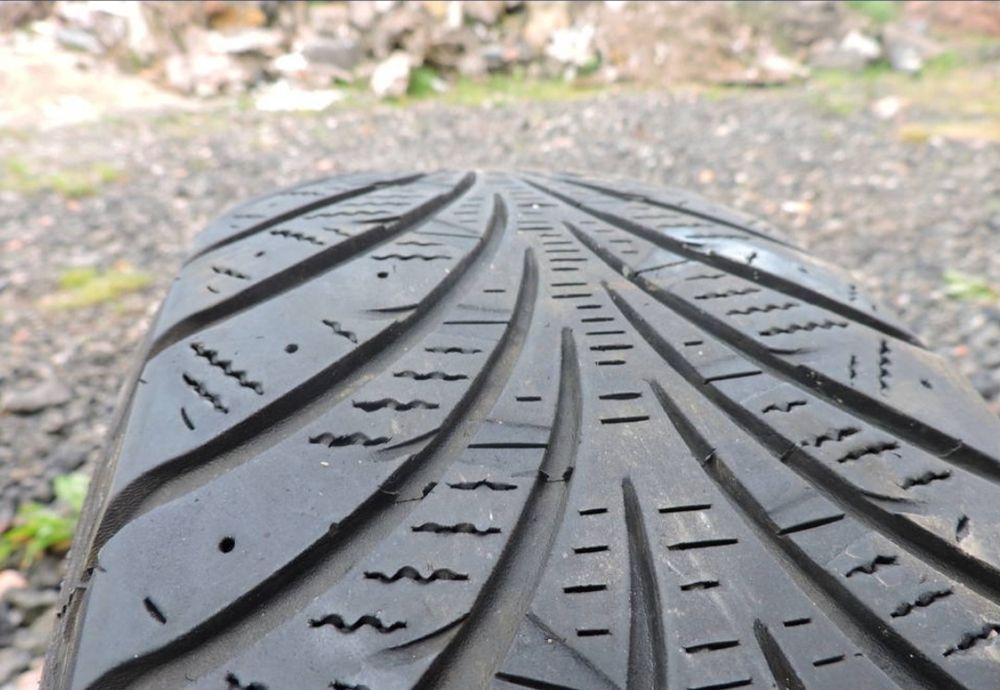 Opony zimowe 195/65/15.