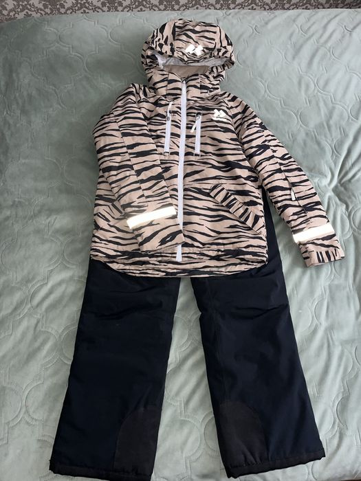 Как новый, лыжный комбинезон Дания, 146-152см
