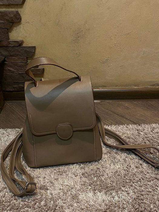 Рюкзак (сумкка)жіночий