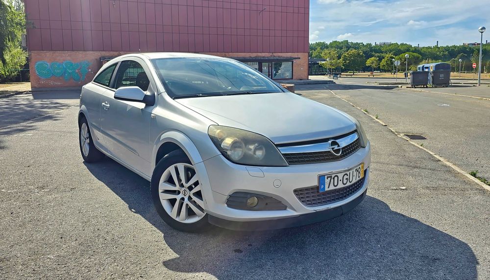 Opel Astra Hgtc de 2008