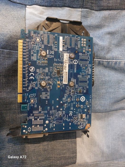 Відеокарта Gigabyte GeForce GTX 750 Ti 2GB GDDR5 (GV-N75TD5-2GI)