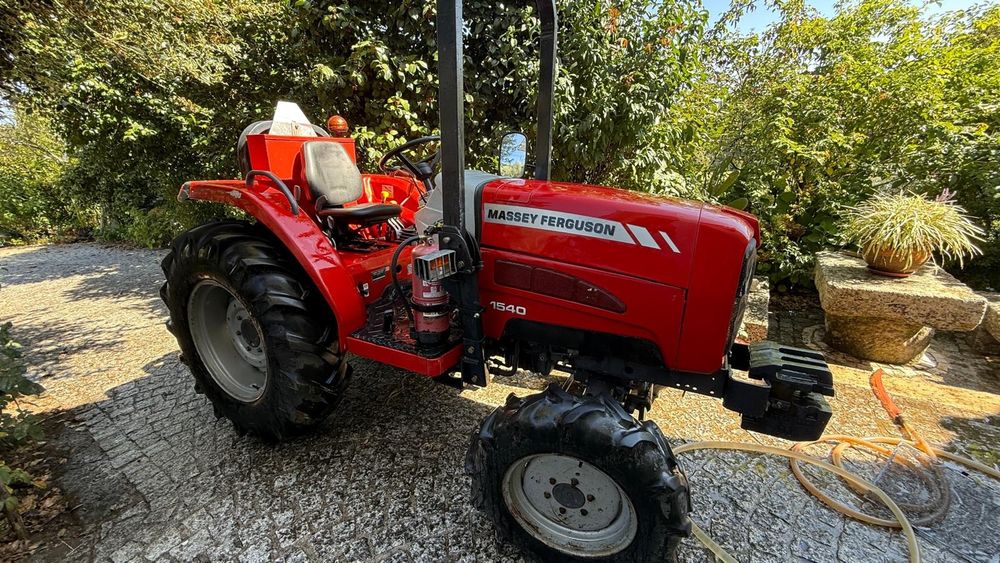 Trator Massey Fergunson 40cv