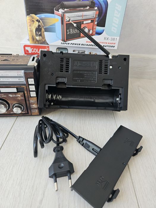 Радио с акамулятором Golon RX 381. Радиоприёмник Радіо
