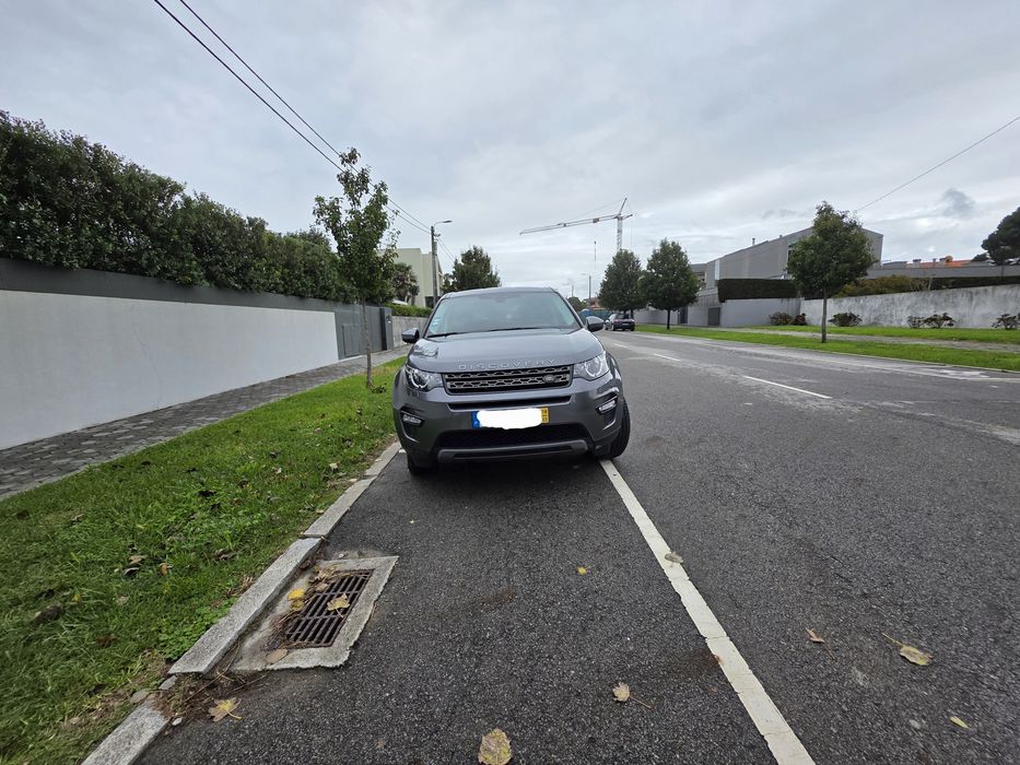 Land rover discovery sport
