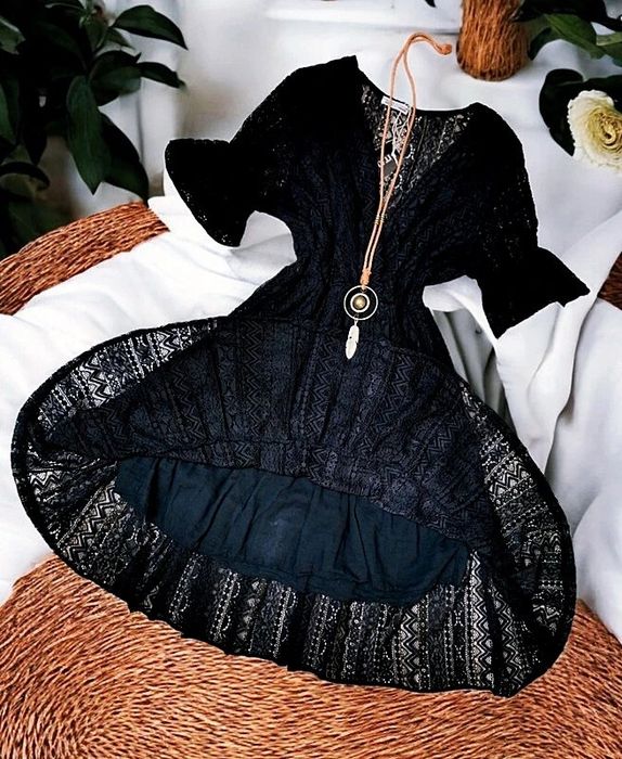Czarna Sukienka Kopertowa Koronkowa Ażurowa Boho Hippie Gothic Premium