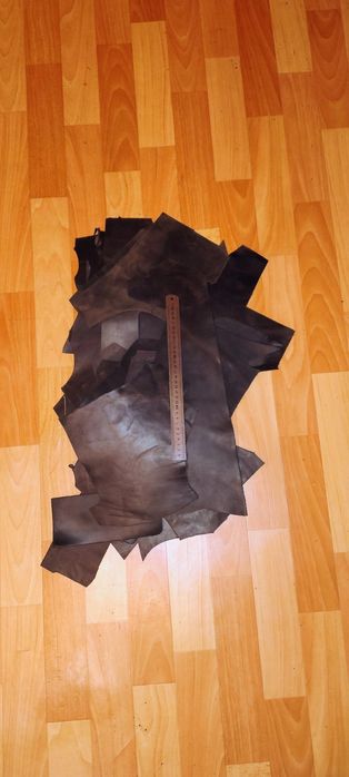 Шматки  шкіри куски кожи  крейзі хорс крейзи хорс кайзер