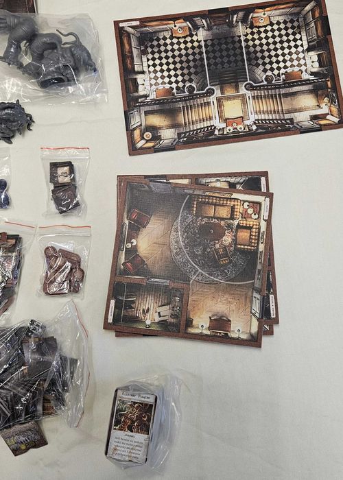 Posiadłość Szaleństwa PL - 1 edycja - H.P. Lovecraft - gra planszowa