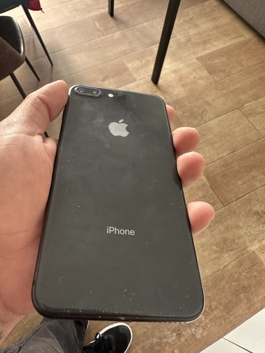 Iphone 8 plus 64gb