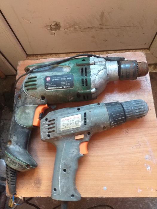 Продам електродрелі.