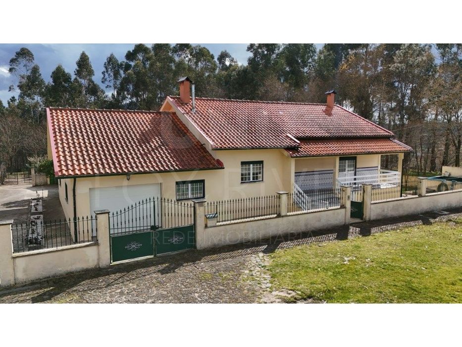 Moradia T3 em Paredes de Coura
