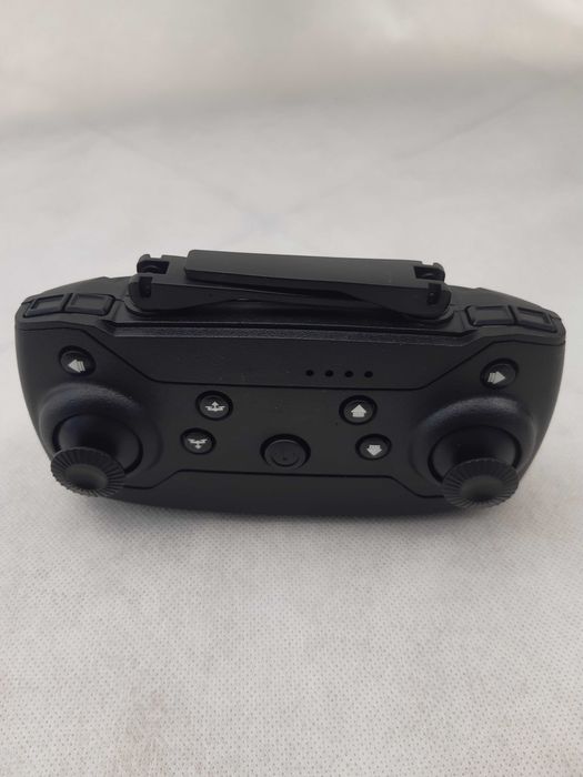 Dron zdalnie sterowany