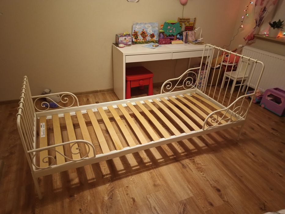 Łóżko dziecięce IKEA białe metalowe, rozkładane + stelaż