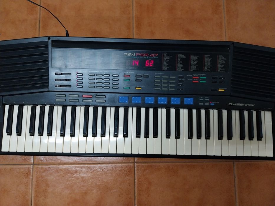 Teclado Yamaha PSR 47 - a Funcionar Vintage