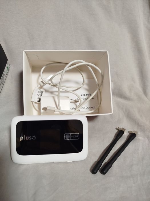 Мобільний роутер ZTE MF910