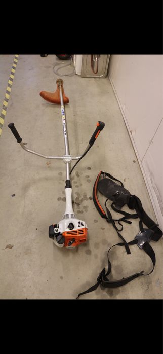 Продам бензокосу shtil FS55