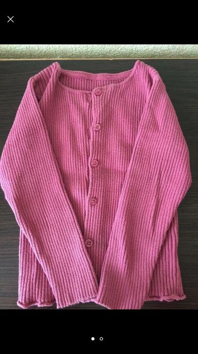 Кофтинка на гудзиках