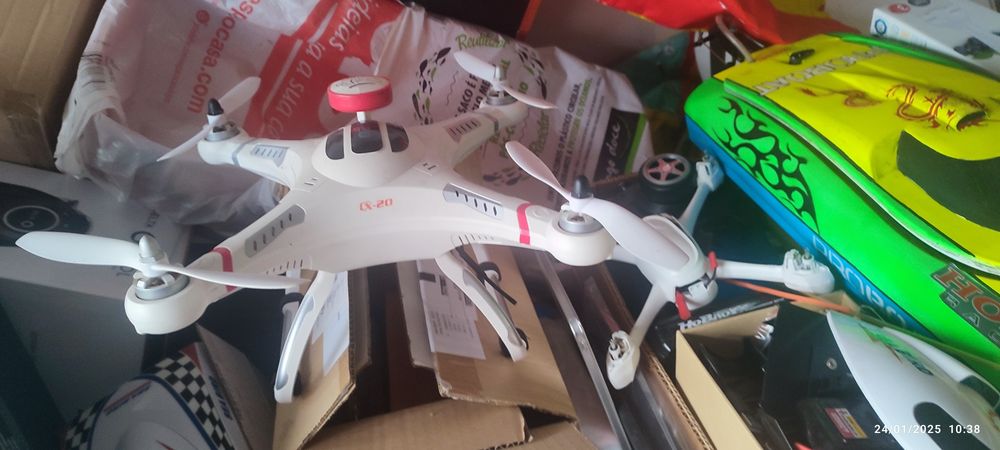 Drone  com monitor a cores inc,ainda com csixa de origem.orporado, 3D,64365232911362123