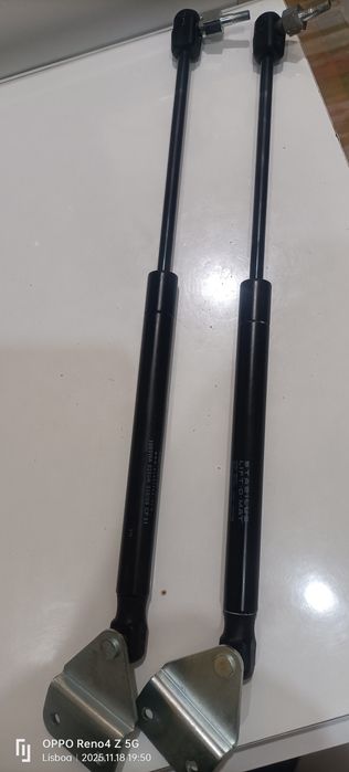 Raspador (Teka) para limpar vidros e Placas de Cerâmica.