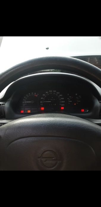 Licznik opel astra f obrotomierz do 7tyś