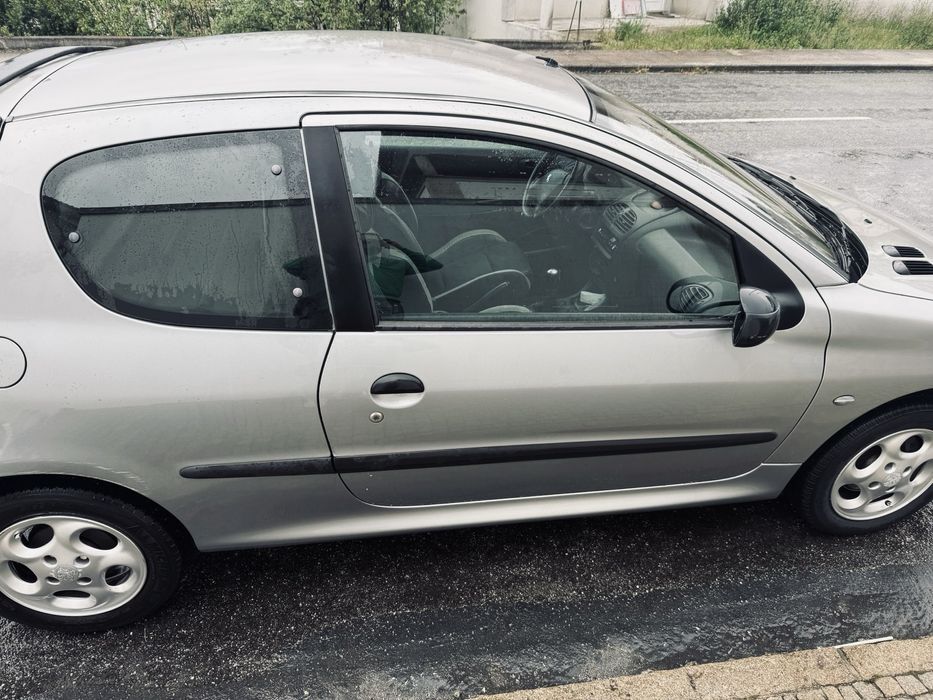 Peugeot 1.4hdi Super economica