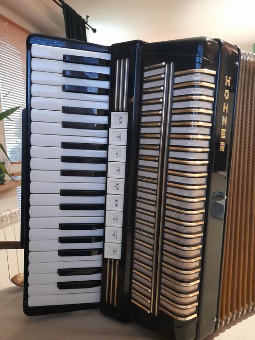 Sprzedam akordeon HOHNER VERDI II