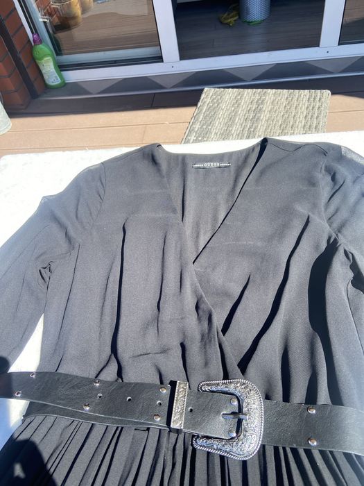 Sukienka Guess roz 38 M