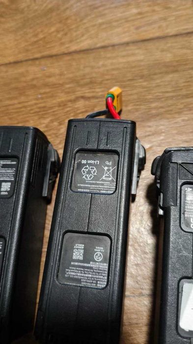 Продам батареї (9 шт.)  від Mavic 3.