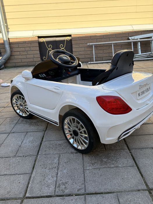 Детский электромобиль Bambi Racer Mercedes S63 AMG.