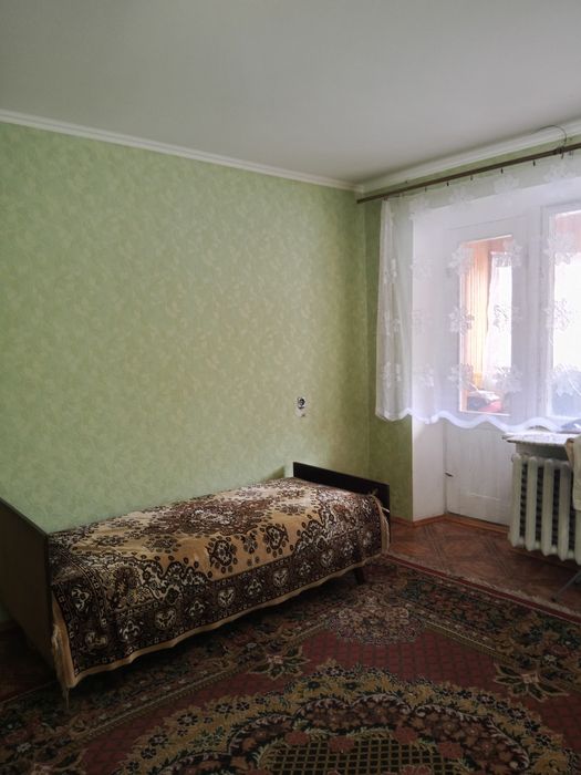 Продам недорогу ОДНОКІМНАТНУ КВАРТИРУ в м. Ніжин. ЄВідновлення.