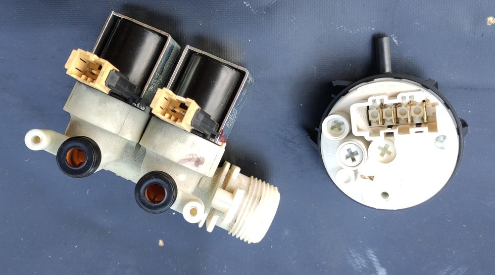 Indesit WISL 105 PL V części