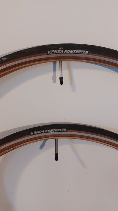 Pneus Kenda Kontester 700x32c 95% piso