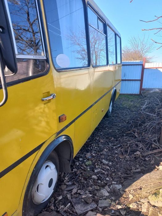 Продам БАЗ А079.04