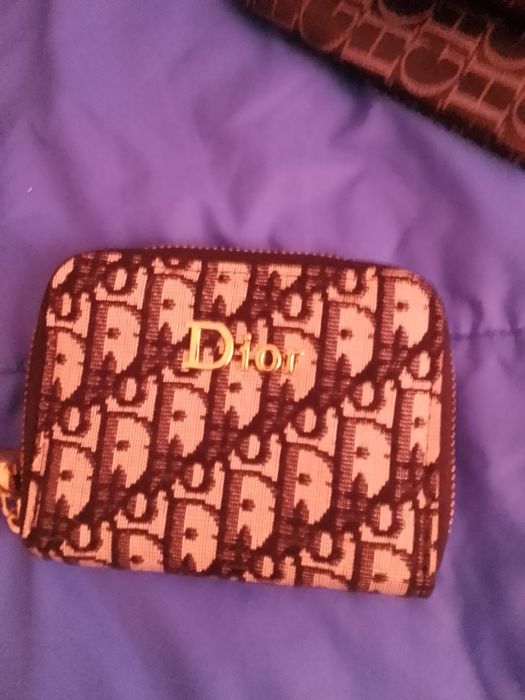 Carteira da Dior muito gira